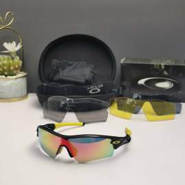 Picture of Oakley Sunglasses _SKUfw66124355fw